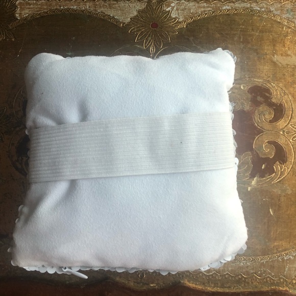 🎲Las Vegas Reversible Sequins Mini Pillow - Picture 3 of 3